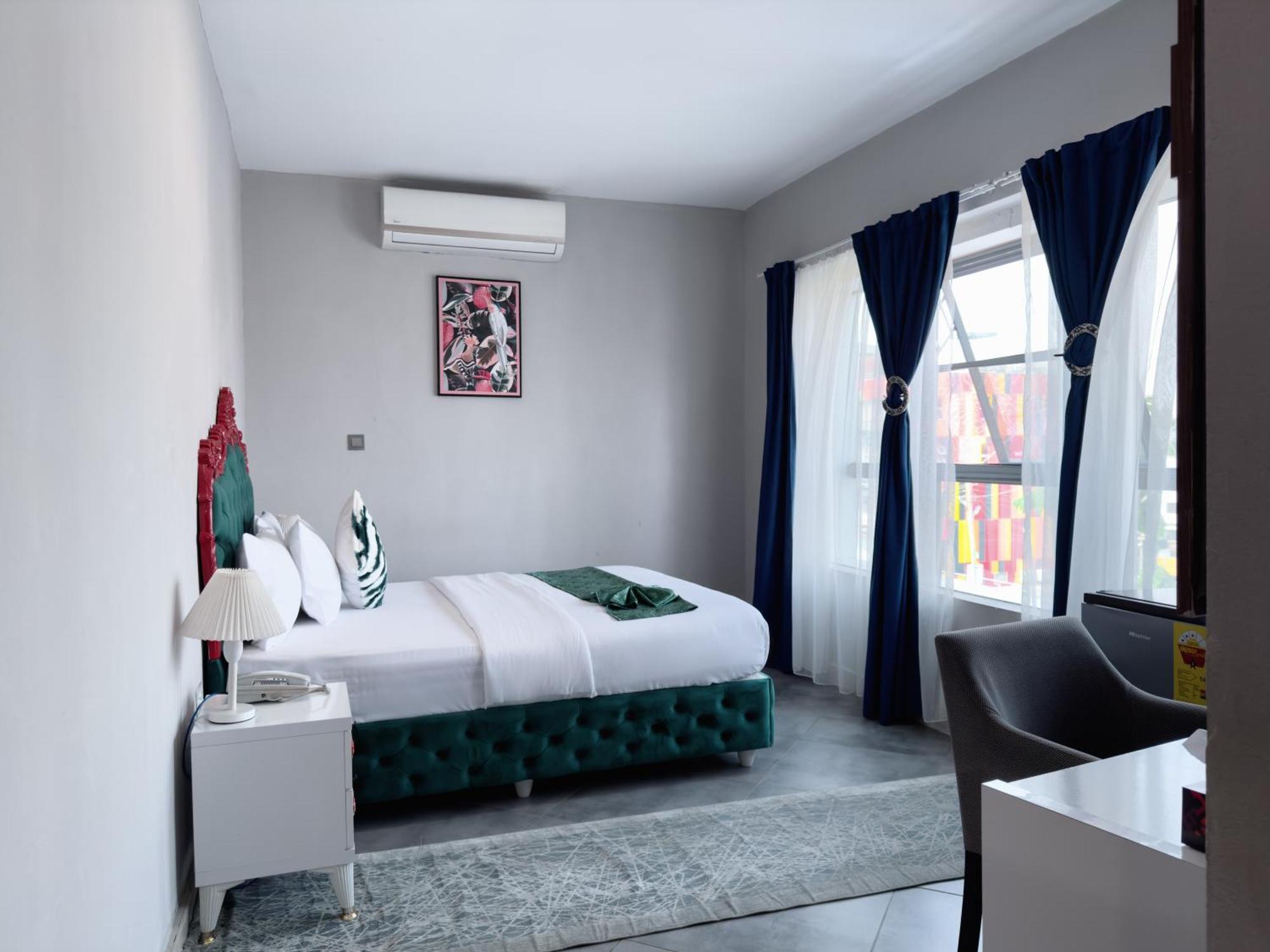 Euro Homes Hotel Акра Екстериор снимка