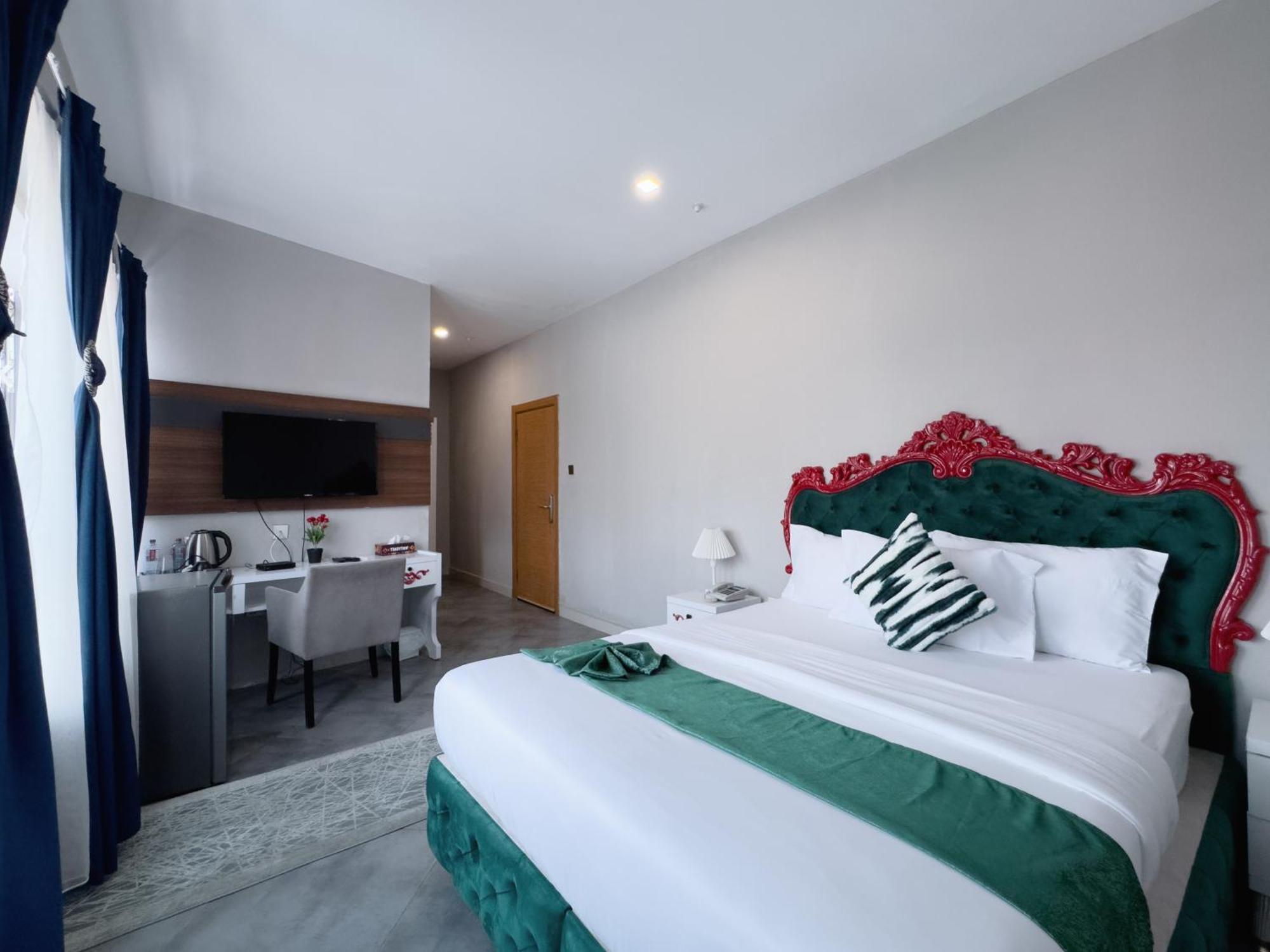 Euro Homes Hotel Акра Екстериор снимка