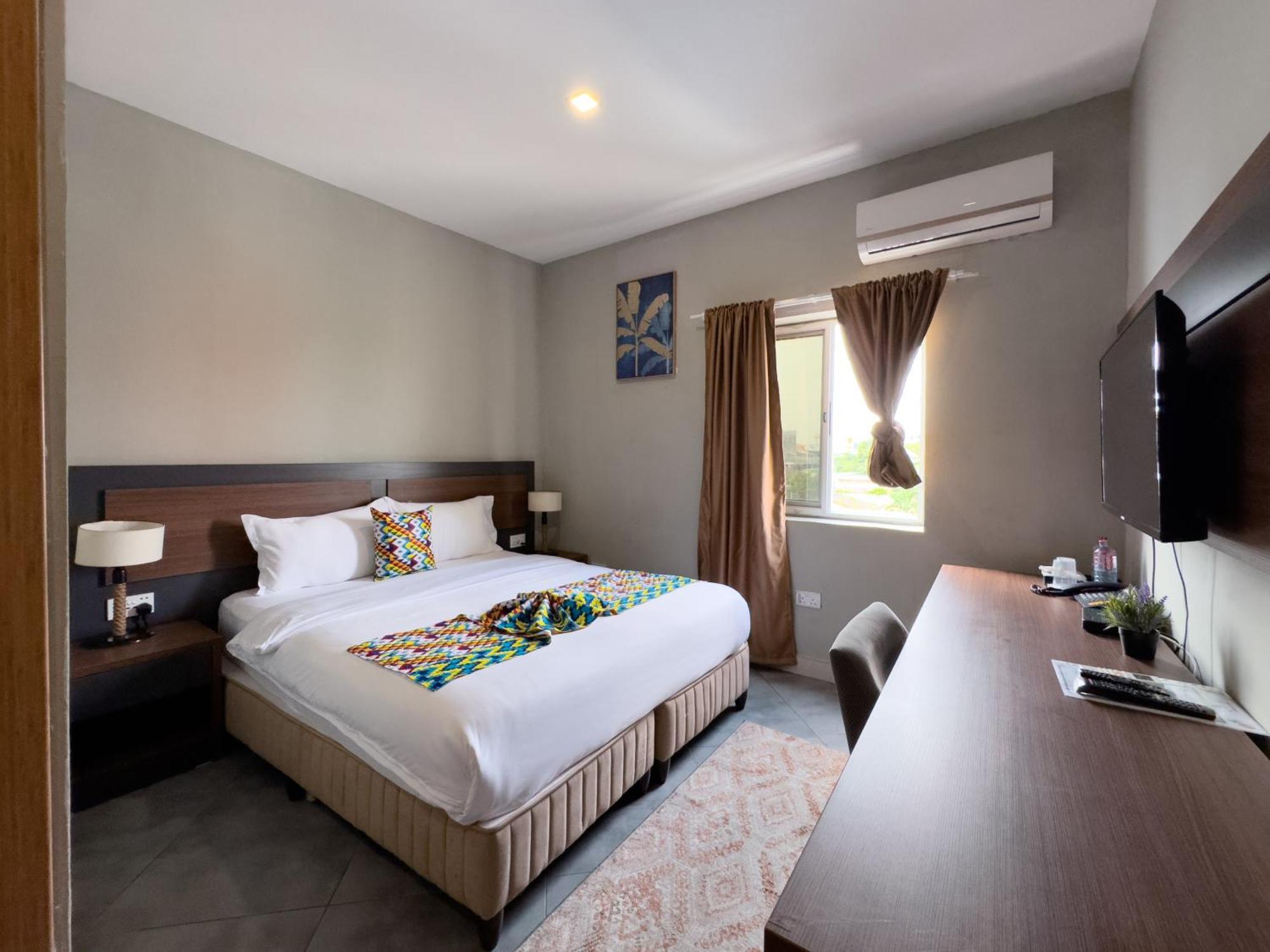 Euro Homes Hotel Акра Екстериор снимка