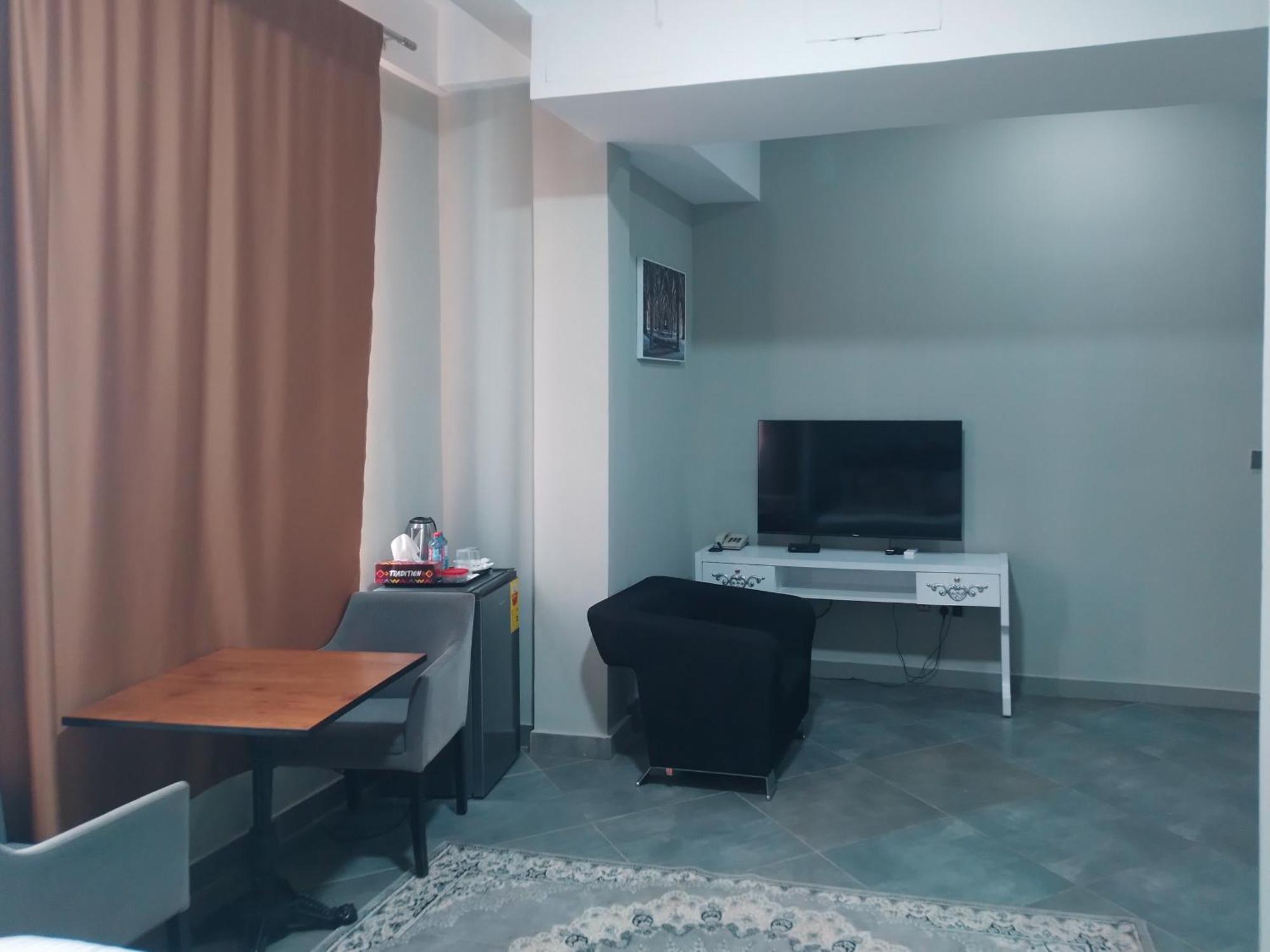 Euro Homes Hotel Акра Екстериор снимка