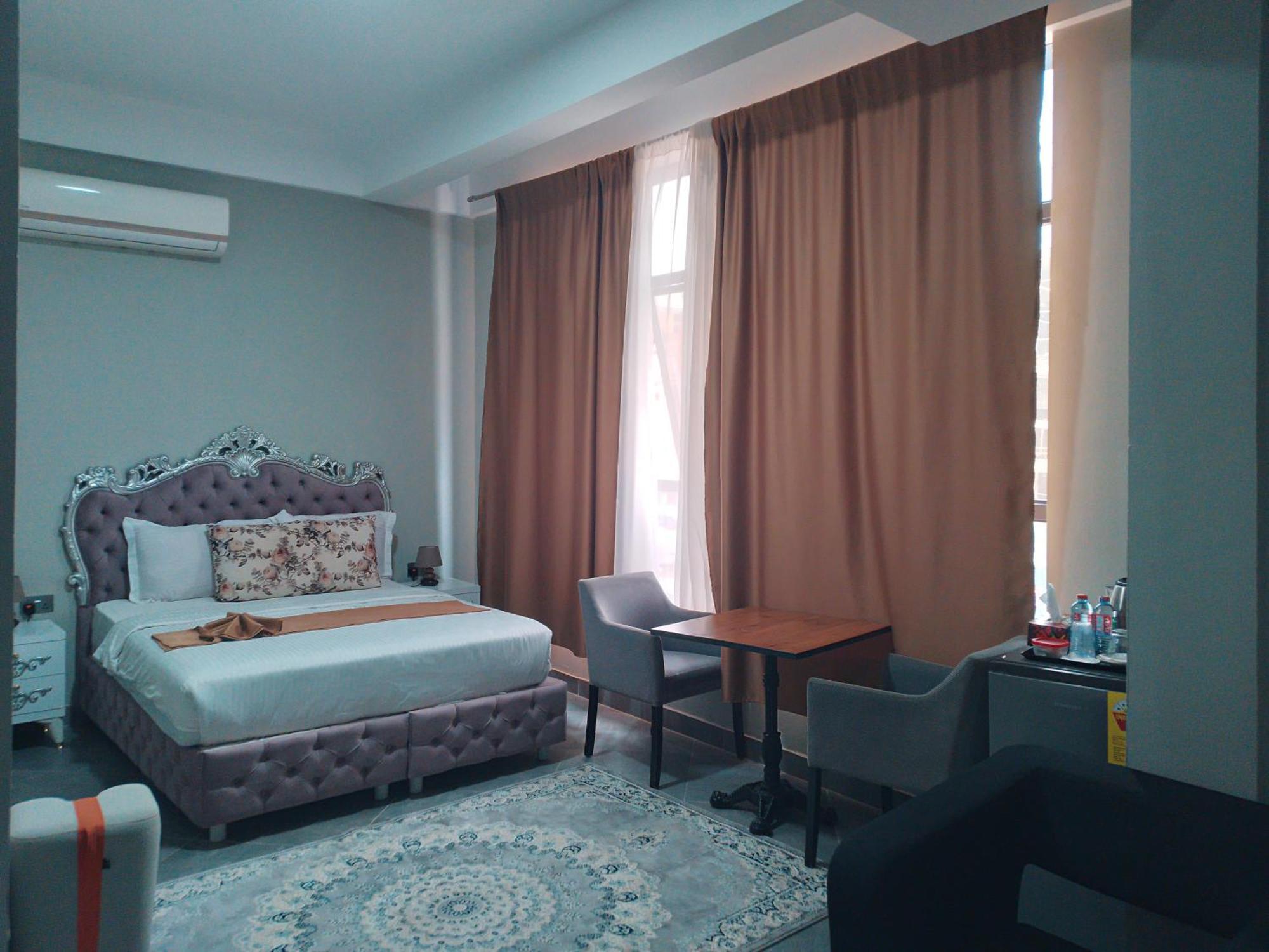 Euro Homes Hotel Акра Екстериор снимка