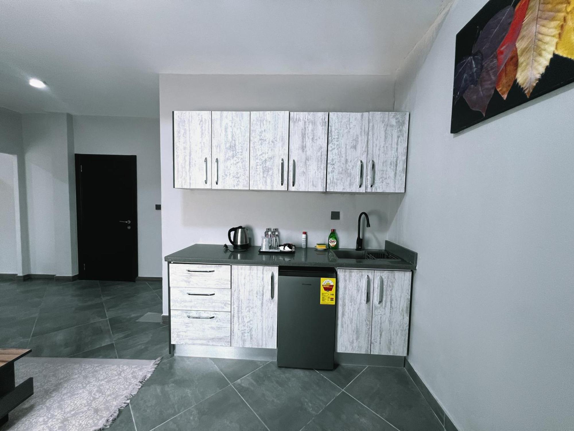 Euro Homes Hotel Акра Екстериор снимка